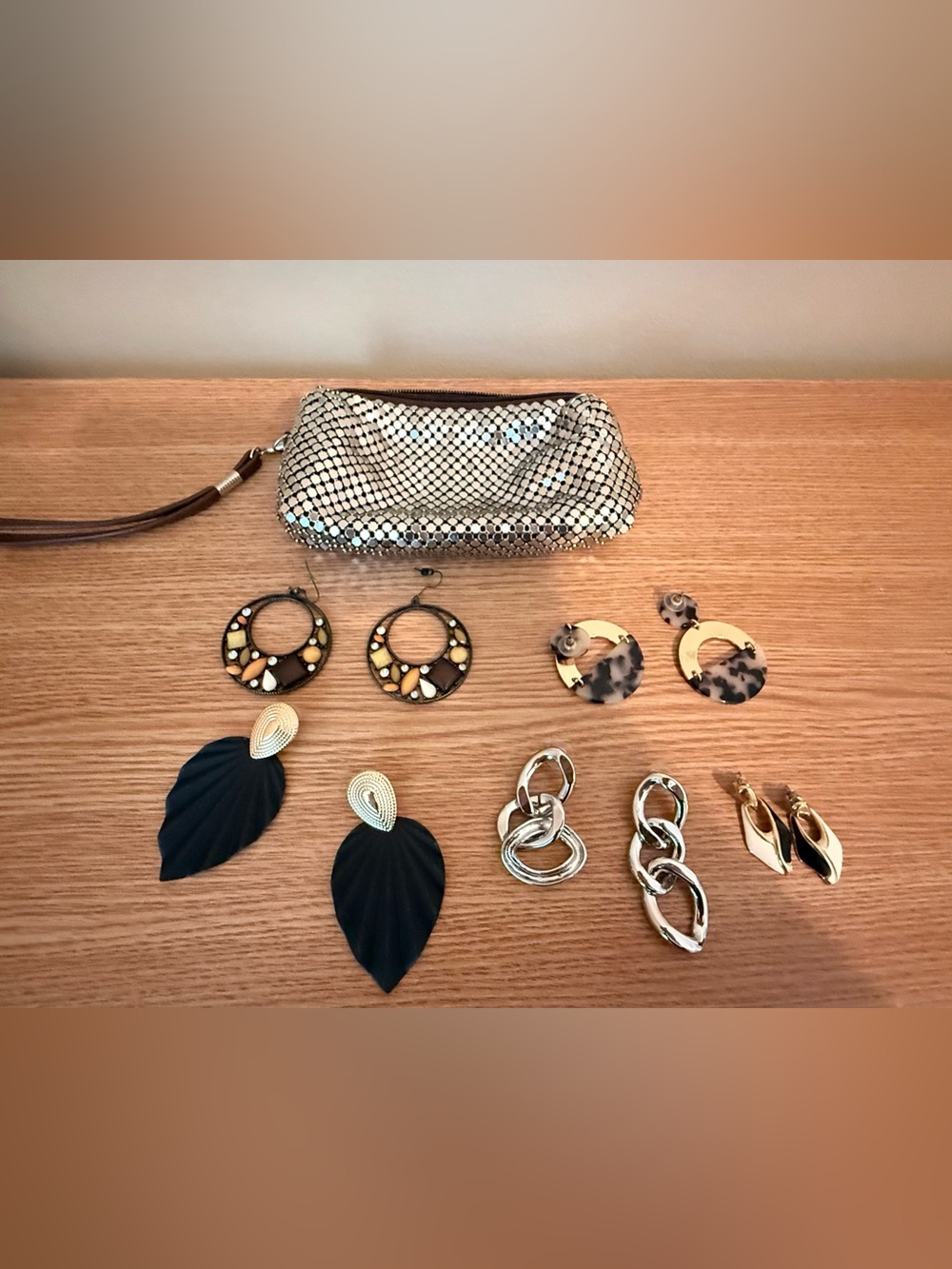 Silver Sequin Wristlet Clutch with Wrist Strap and earrings